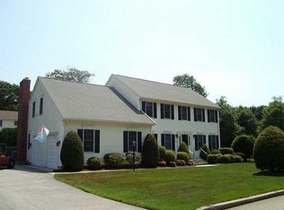 60 Peveril Rd, Cranston, RI 02921