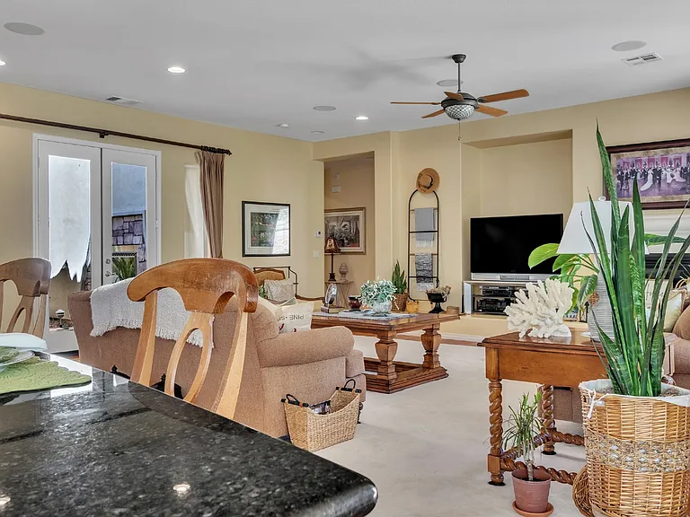 1455 Foothills Village Dr — Photo 28