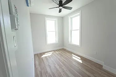 689 6th Avenue, #2