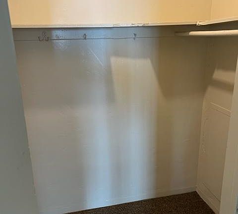 4th image of 1007 E Hyde Park Blvd #1/2