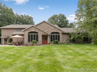 220 Prevost Dr NE, Sparta, MI 49345