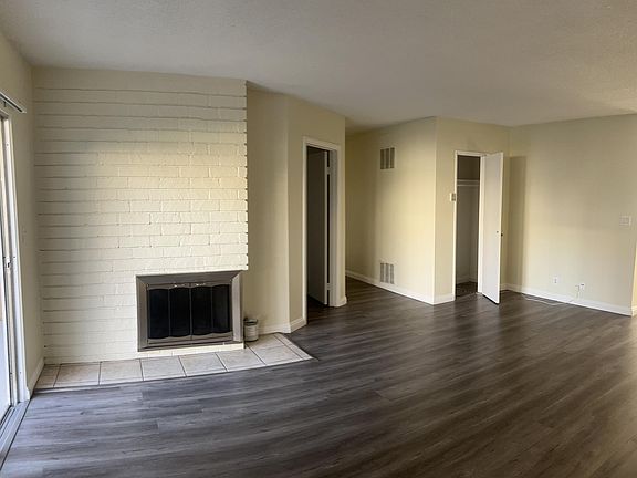 4th image of 444 E Providencia Ave APT A