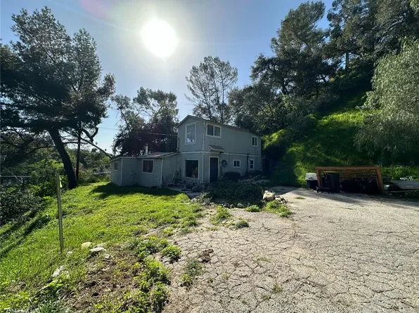 12211 Forest Trl, Sylmar, CA 91342