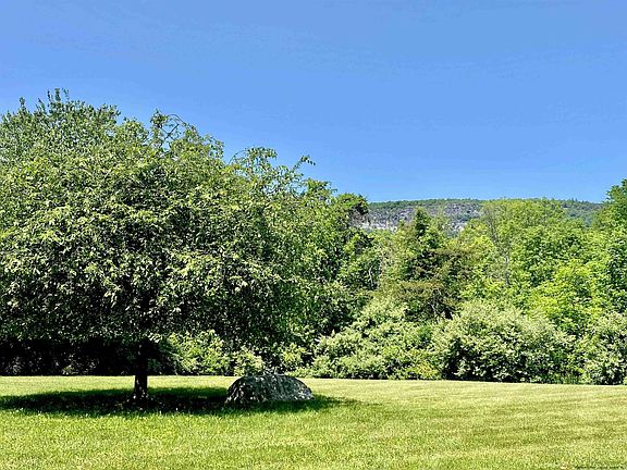 3rd image of 16 Ferris Lane