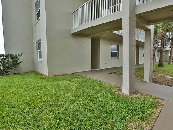 4th image of 4801 Saxon Dr #B-113