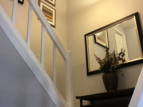 Staircase with landing