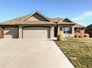 3759 W Cobblefield St, Springfield, MO 65807