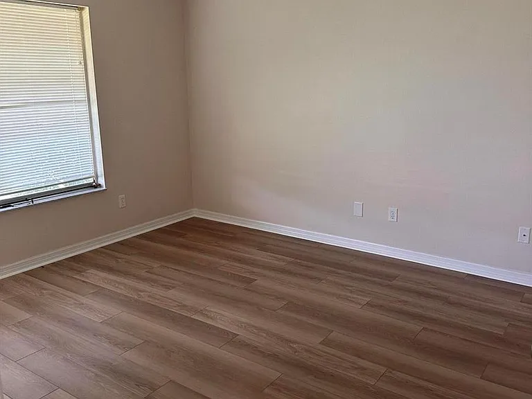 1331 SE Mohave St — Photo 4