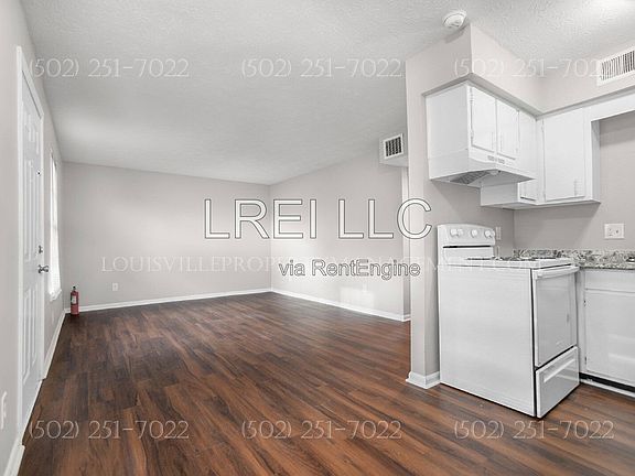 4th image of 160 W Blue Lick Rd APT 3