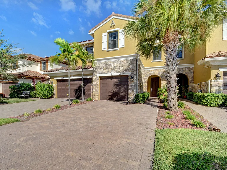 10342 Wellington Parc Dr — Photo 36