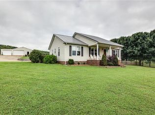 1011 Southport Rd, Mt Pleasant, TN 38474