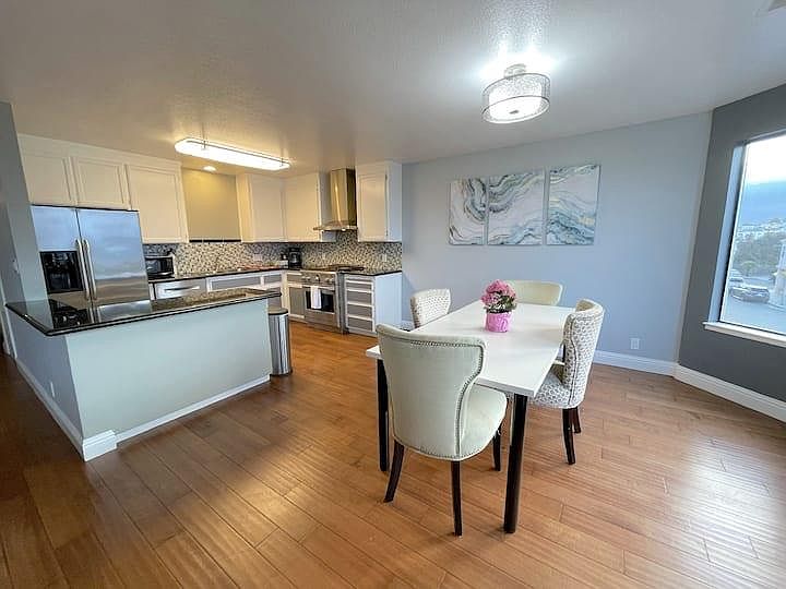 1st image of 80 Jennings Ct