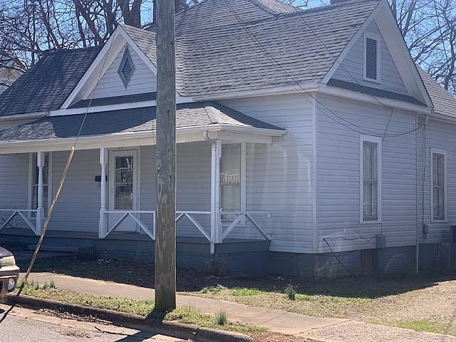 1st image of 237 N Bost St