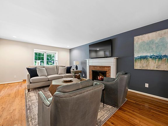 3rd image of 4364 Airendel Ct #2
