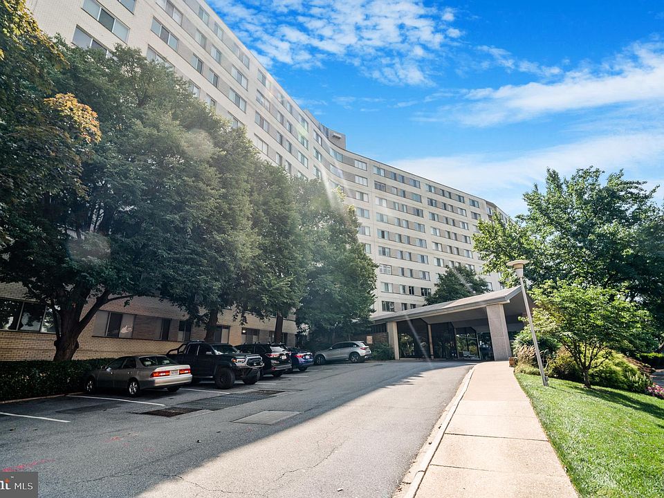 1st image of 1200 N Nash St APT 532