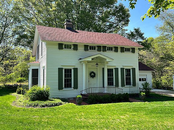 5th image of 3468 Holland St