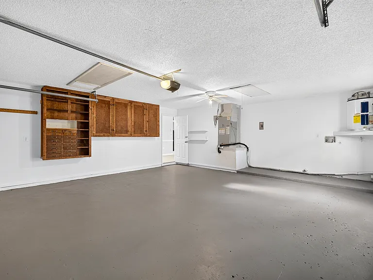 6253 Florida Ave — Photo 18