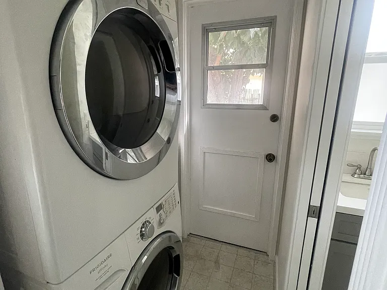 Laundry to Back