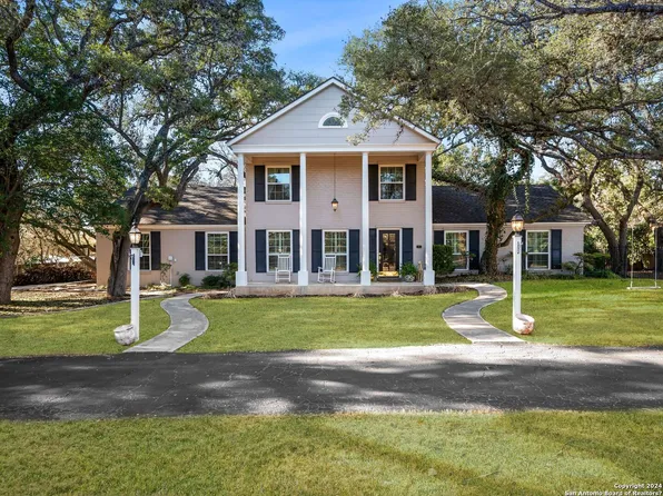 95 SHAVANO DR, Shavano Park, TX 78231