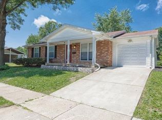 2165 Kingsford Dr, Florissant, MO