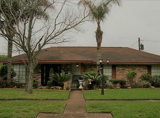 708 Whelton Cir, Pasadena, TX 77503