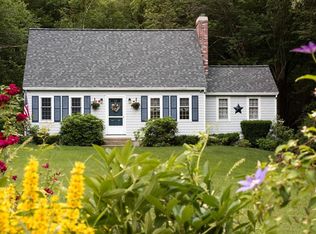 6 Paddock Rd, Tyngsboro, MA 01879