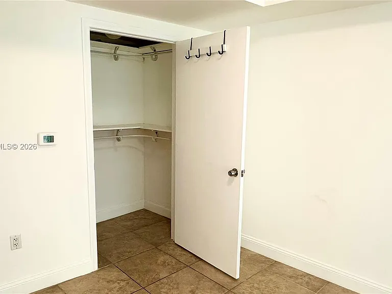 1750 N Bayshore Dr #2607 — Photo 10