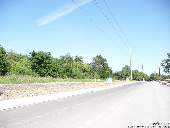 5th image of 1639 Silver Oaks