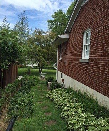 2nd image of 104 Bristol Dr