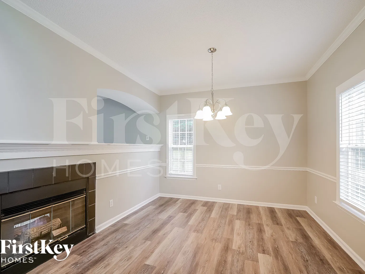 3 bed, 2.5 bath, 2317 sqft, $2,950 — Photo 3