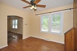 4th image of 1046 Rose Ave
