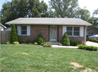 1922 S Red Bank Rd, Evansville, IN 47712