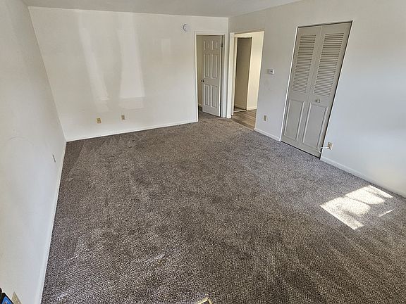 4th image of 10963 Midland Blvd