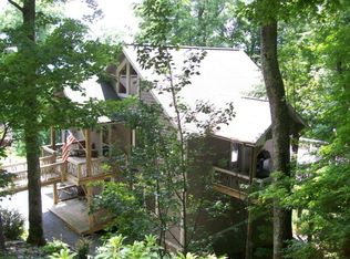 835 Thorncliff Dr, Banner Elk, NC 28604