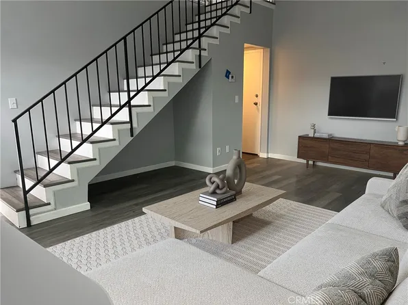 607 S Newhope St APT C, Santa Ana, CA 92704