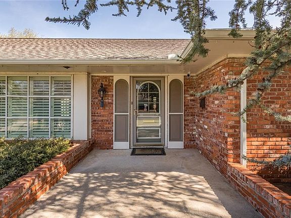 4th image of 3009 Lansdowne Ln