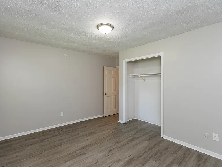 9410 Meadowlark Dr — Photo 15