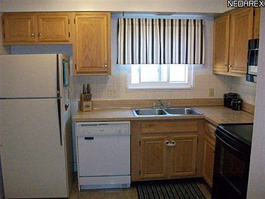 5th image of 8276 Deepwood Blvd #3