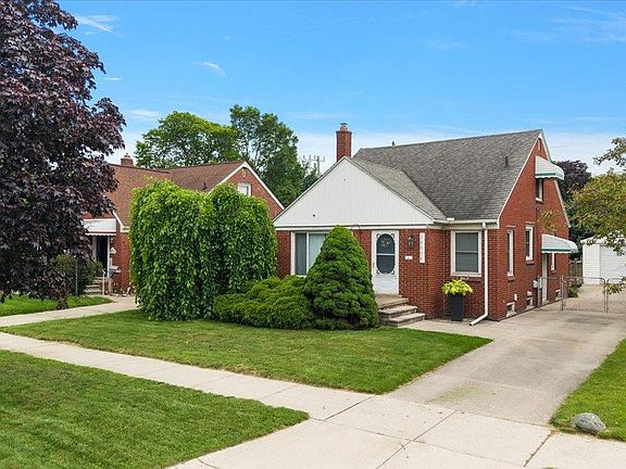 3rd image of 16504 Toepfer Dr