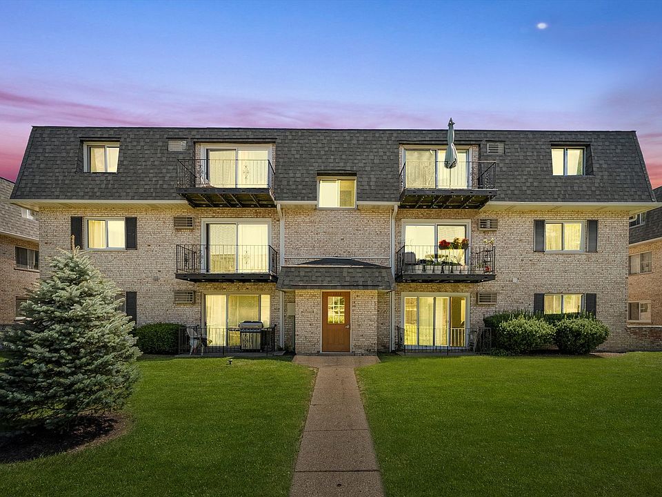 1st image of 1313 N Baldwin Ct Unit 3B