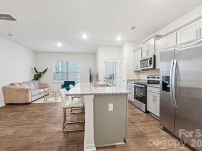 9051 Lowfalls Ln, Charlotte, NC, 28216