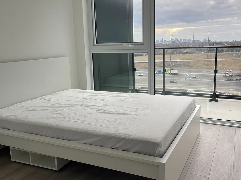 8 Tippett Rd #1010 — Photo 2