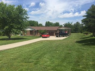 769 Dover Rd, Clarksville, TN 37042