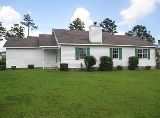 100 Cottonwood Ct, Jacksonville, NC 28546