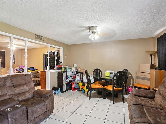 4th image of 1129-1133 West Dr