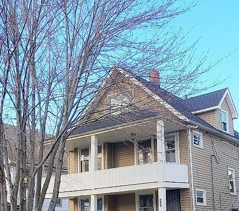 2nd image of 7813 Laumar Ave