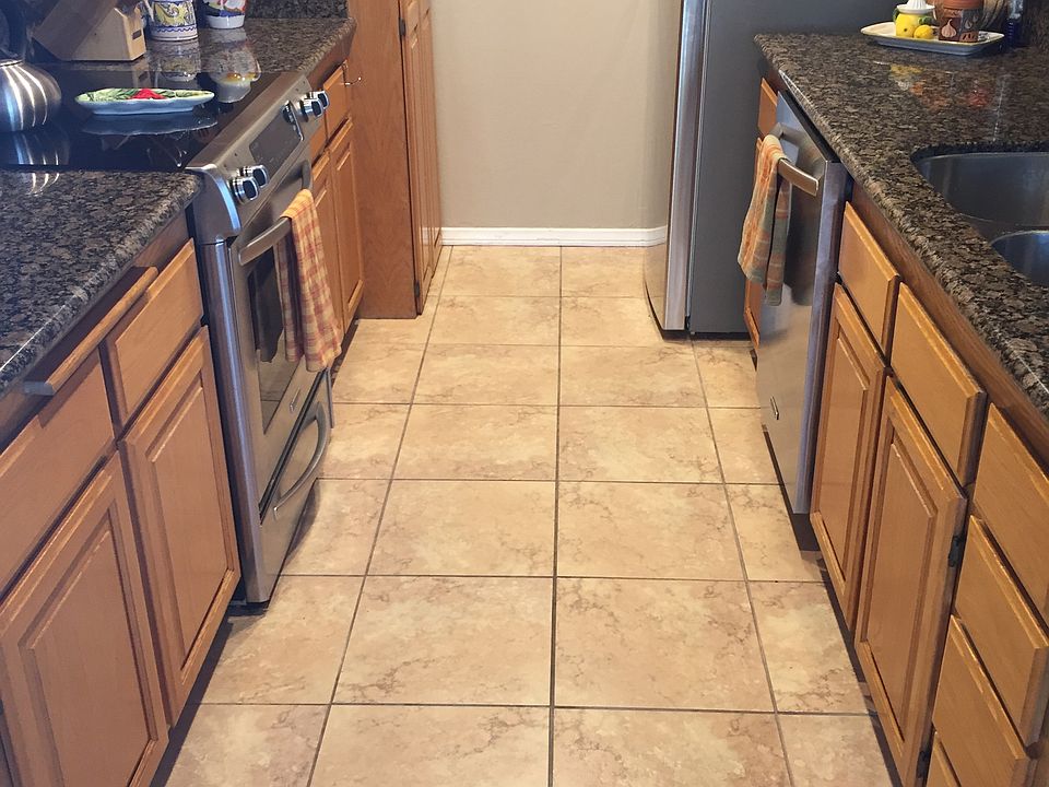 Remodeled kitchen & appliances