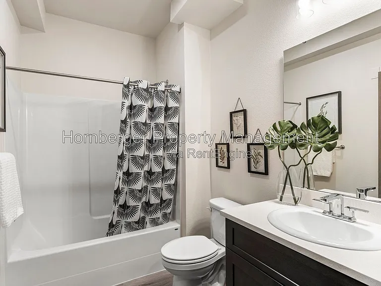 Astor Community — Photo 24