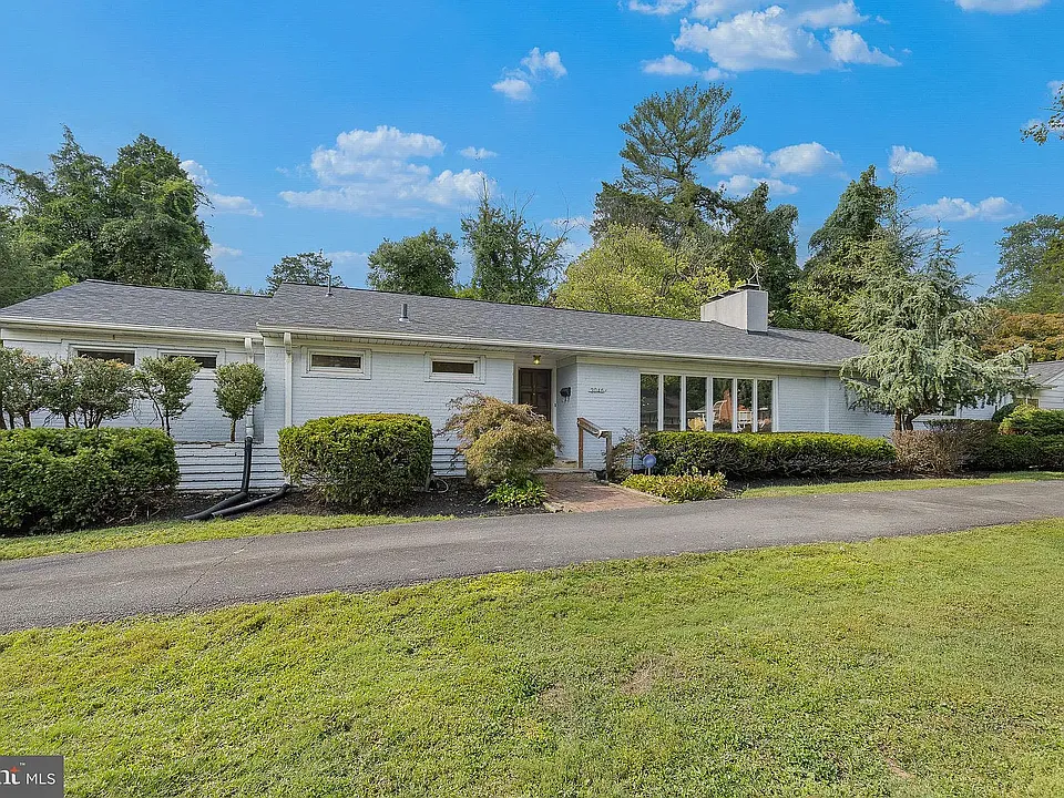 3046 Sleepy Hollow Rd