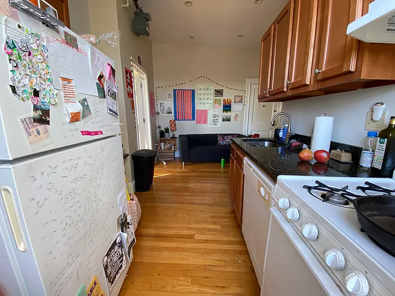 1185 Commonwealth Ave #20 — Photo 5